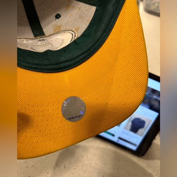 Green Bay Packers hat - Picture 2 of 6
